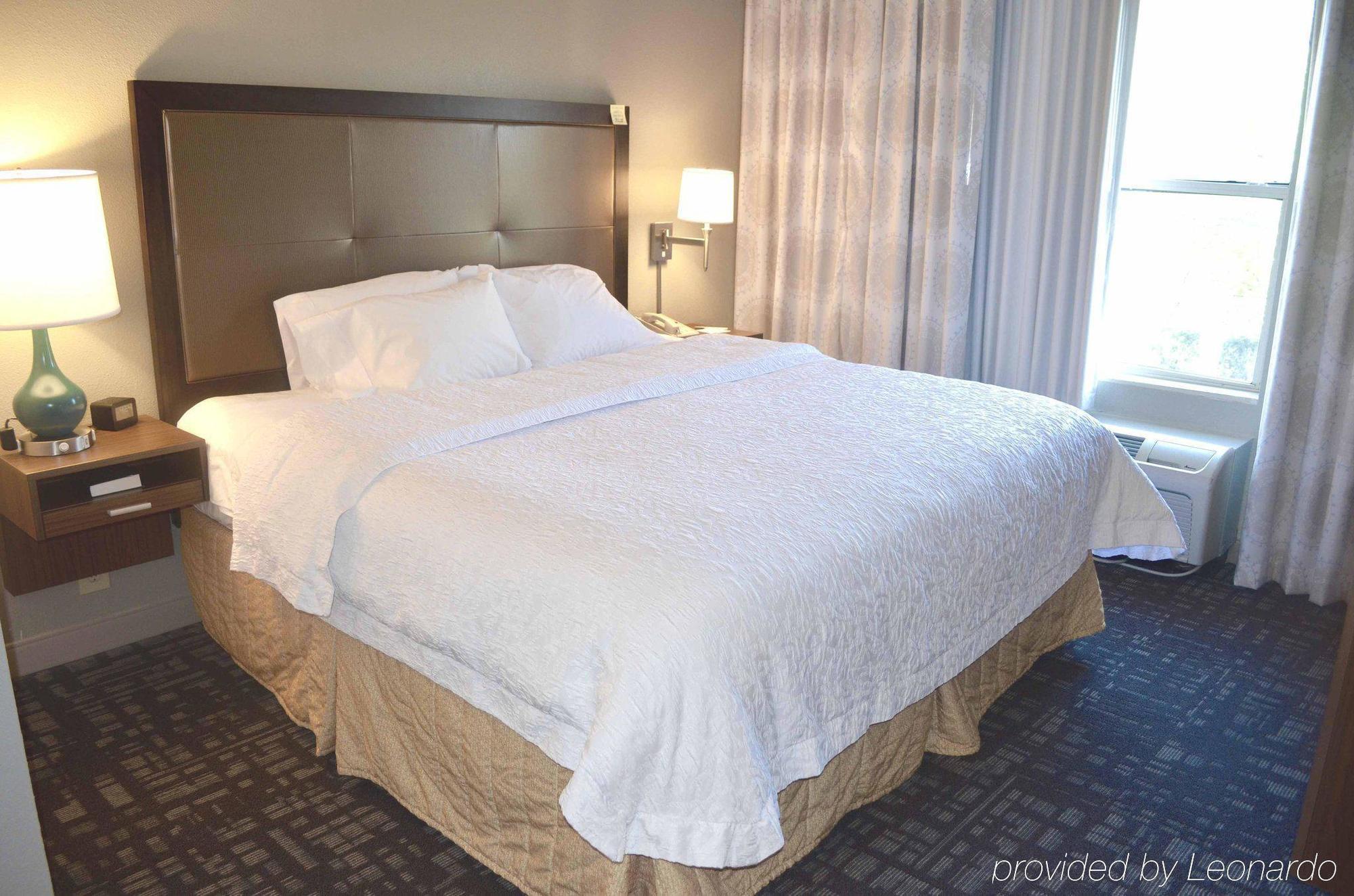 Hampton Inn & Suites Charlotte/Pineville Ngoại thất bức ảnh