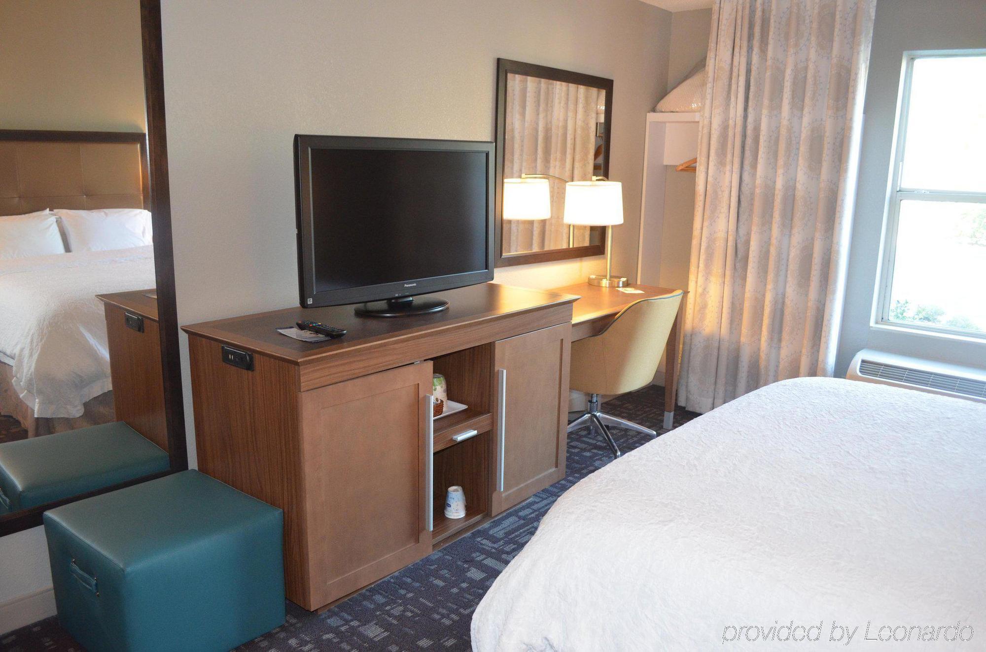 Hampton Inn & Suites Charlotte/Pineville Ngoại thất bức ảnh